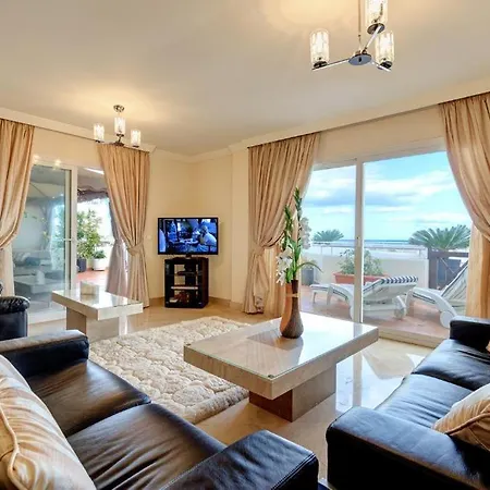 Frontline - Sinfonia Del Mar Appartement *