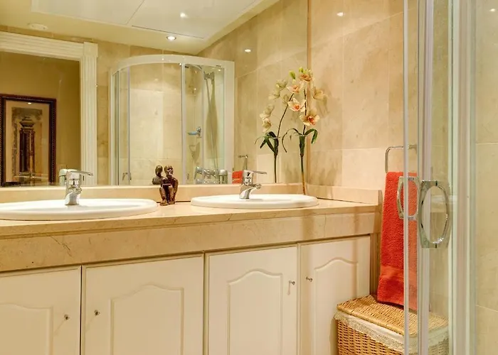 Frontline - Sinfonia Del Mar Apartment